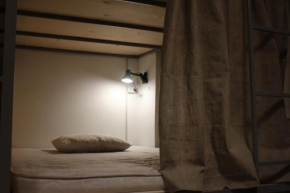 SLEEP STUDIO HOSTEL Ladies Only